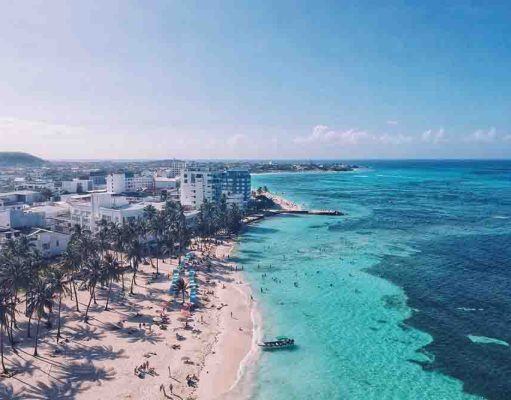 Los puentes festivos impulsan el turismo en Colombia: estos son los destinos más buscados para cerrar el año