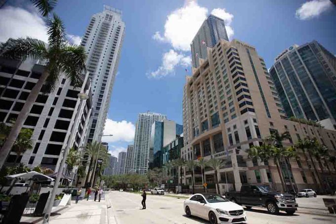 Facade - JW Marriott - Brickell.jpg