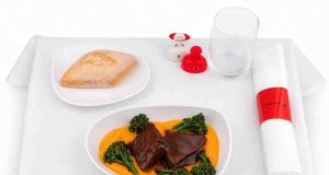 Iberia eleva la experiencia de vuelo con una renovada propuesta gastronómica para sus pasajeros